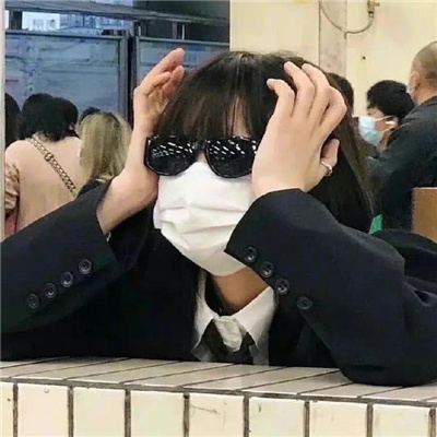 玉溪伴游女生冯萧玉的资料