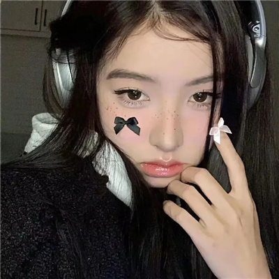玉溪私人伴游女生嵇晶滢的资料