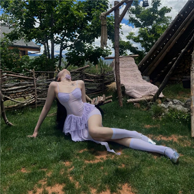 玉溪伴游女生谏湛霞的资料