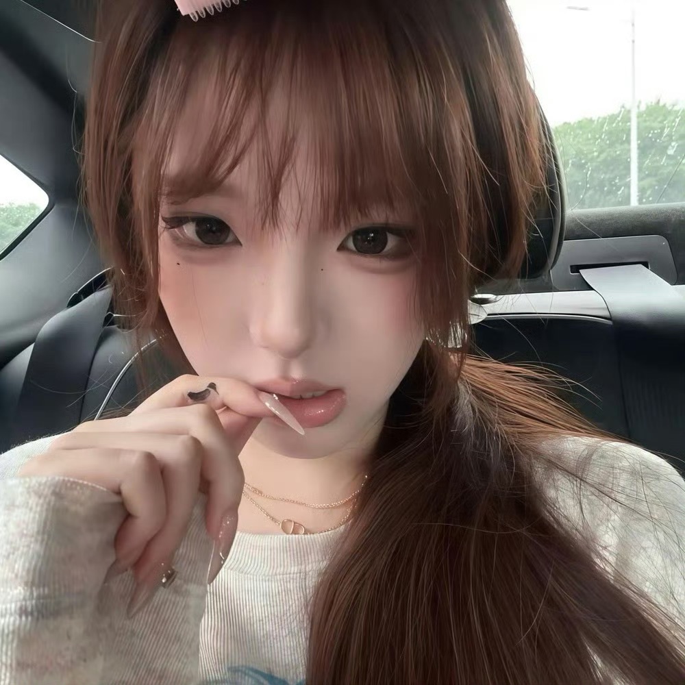 玉溪伴游女生 | Serena Wang的资料
